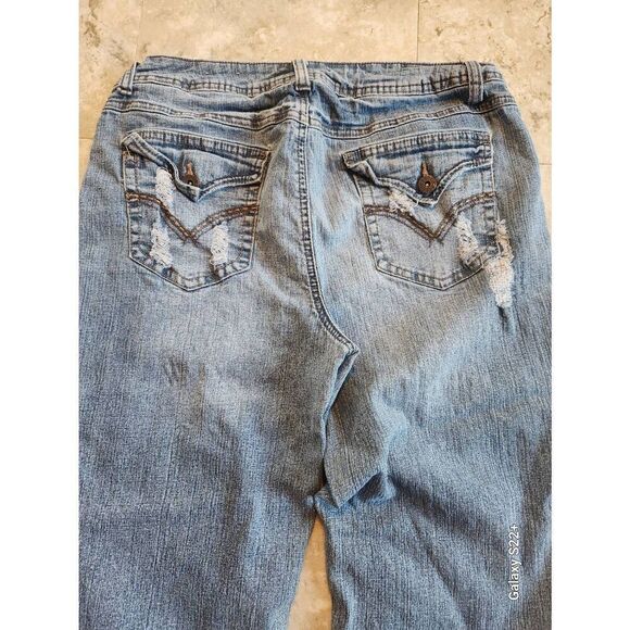 22 Cato distressed crop jeans - Picture 4 of 6
